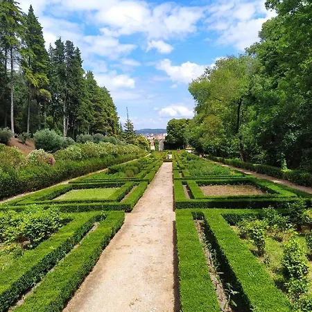 Tomarhousing - Style