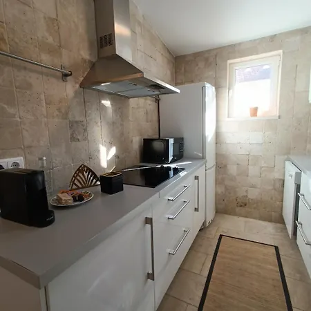 Tomarhousing - Style Lejlighed Tomar