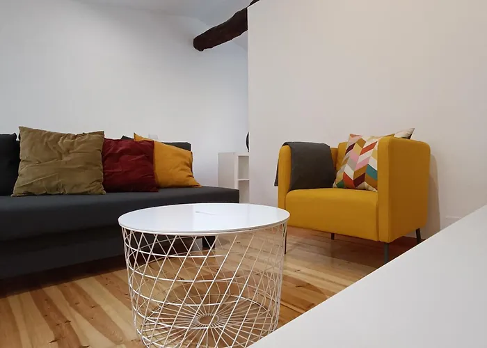 Tomarhousing - Style * Tomar